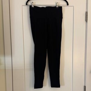 Ribbed Lululemon Leggings (BUNDLE ALL LULU FOR $50)